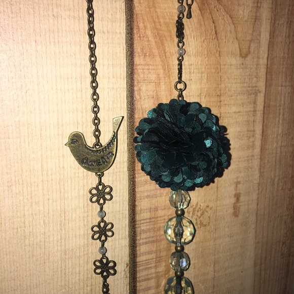 Necklace - Picture 3 of 4